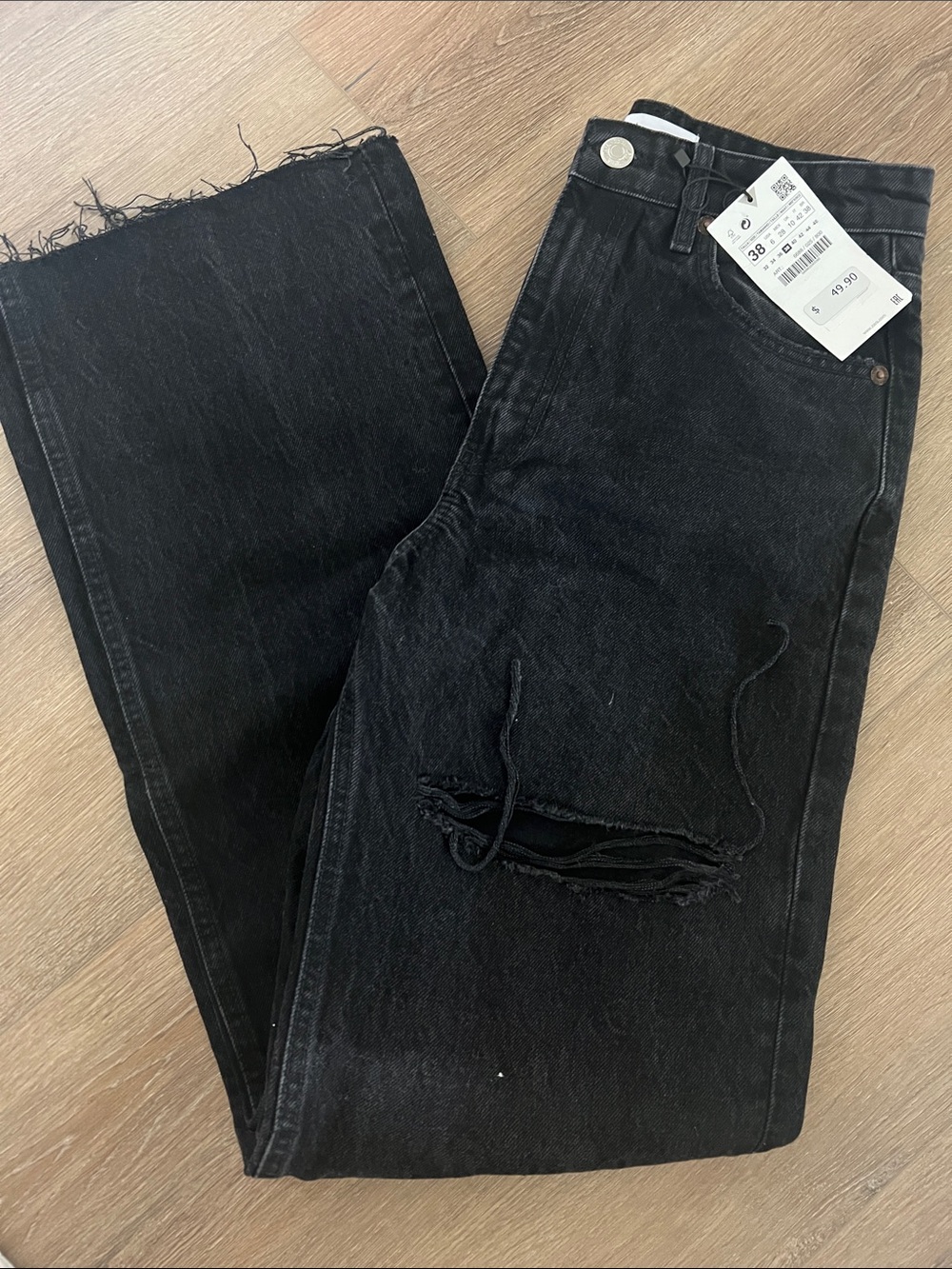 Zara Black Distressed Straight-Leg Jeans